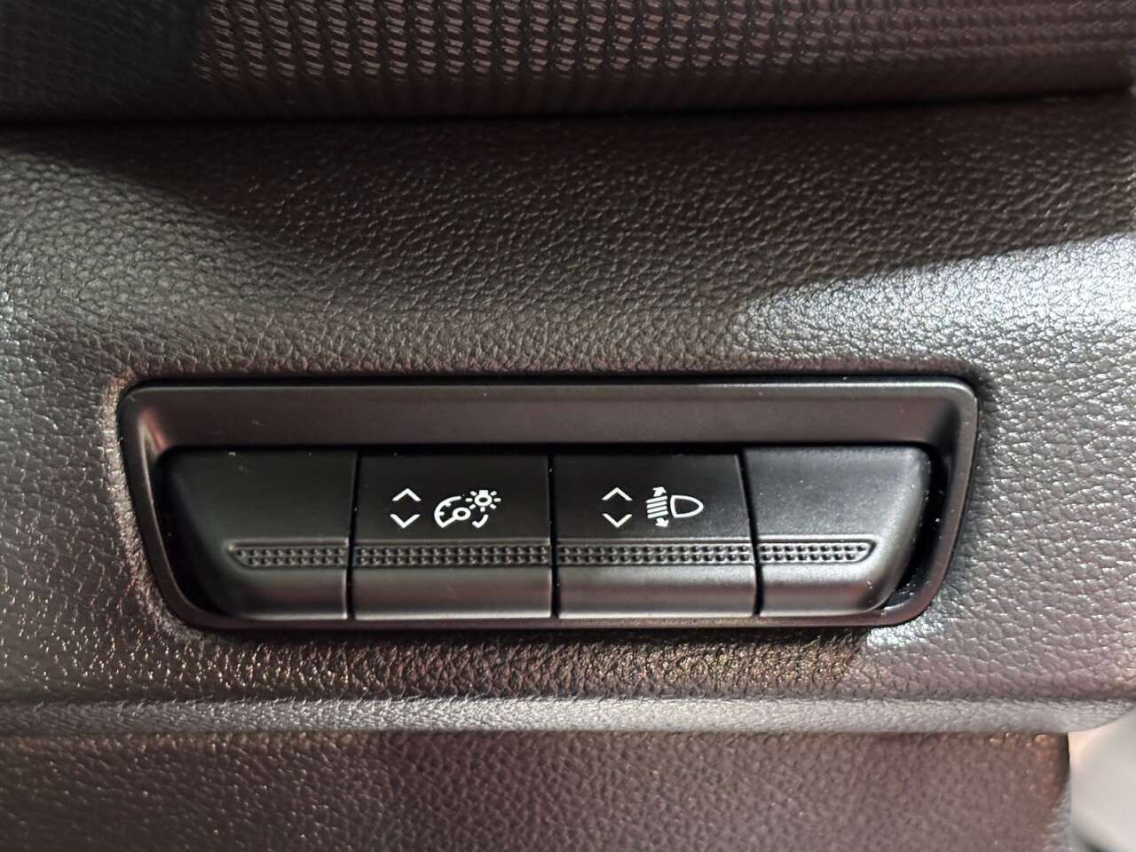 2024 RENAULT TRAFIC 2024 RENAULT TRAFIC