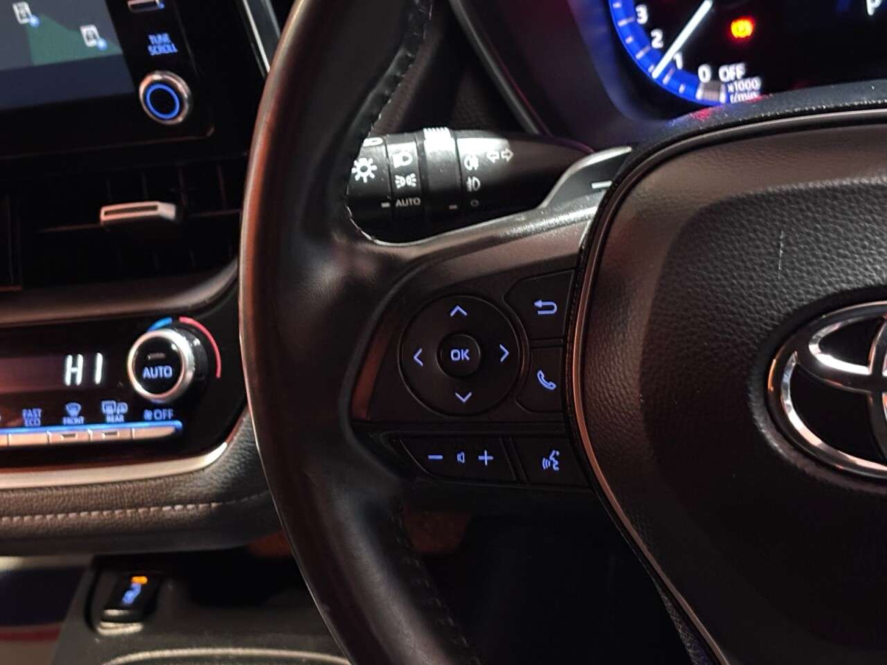 2020 TOYOTA COROLLA 2020 TOYOTA COROLLA