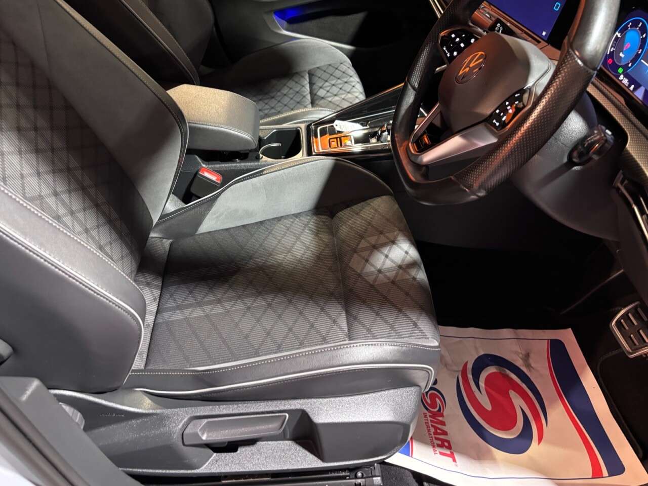 2024 VOLKSWAGEN GOLF 2024 VOLKSWAGEN GOLF
