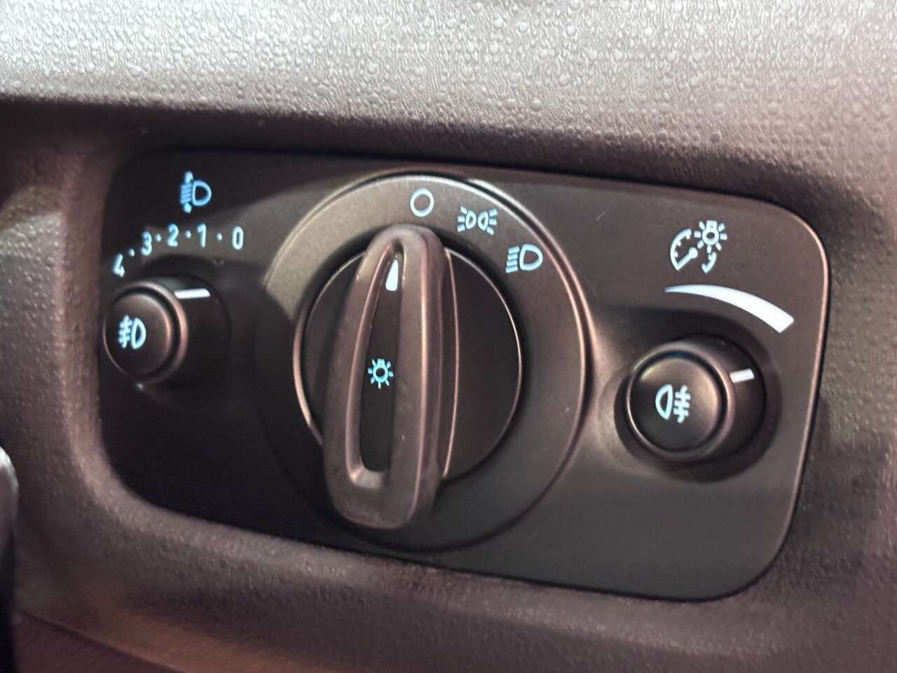 2015 FORD FIESTA 2015 FORD FIESTA