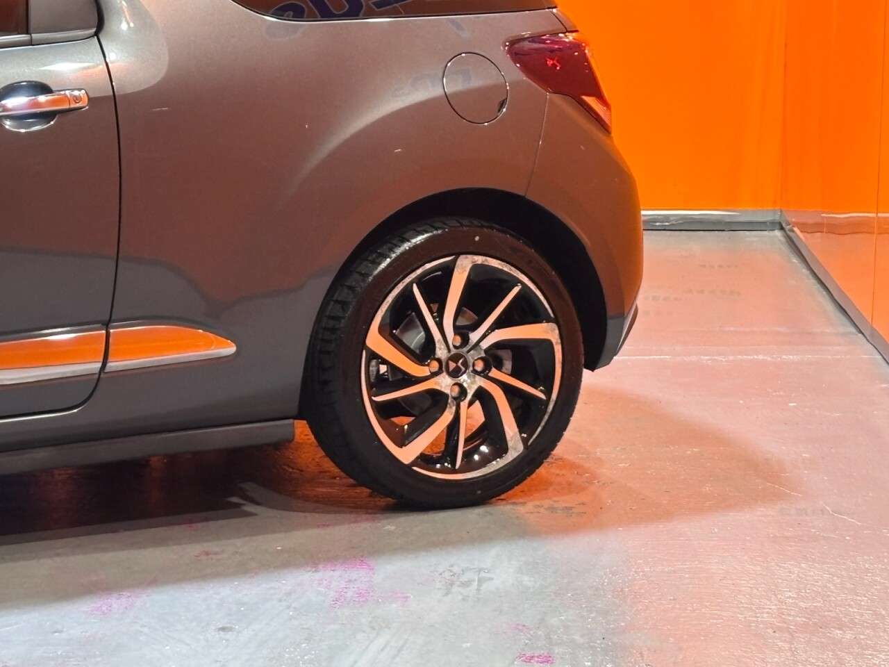 2015 DS AUTOMOBILES DS 3 2015 DS AUTOMOBILES DS 3