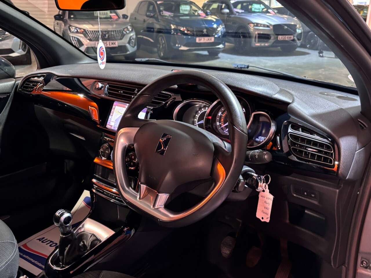 2015 DS AUTOMOBILES DS 3 2015 DS AUTOMOBILES DS 3