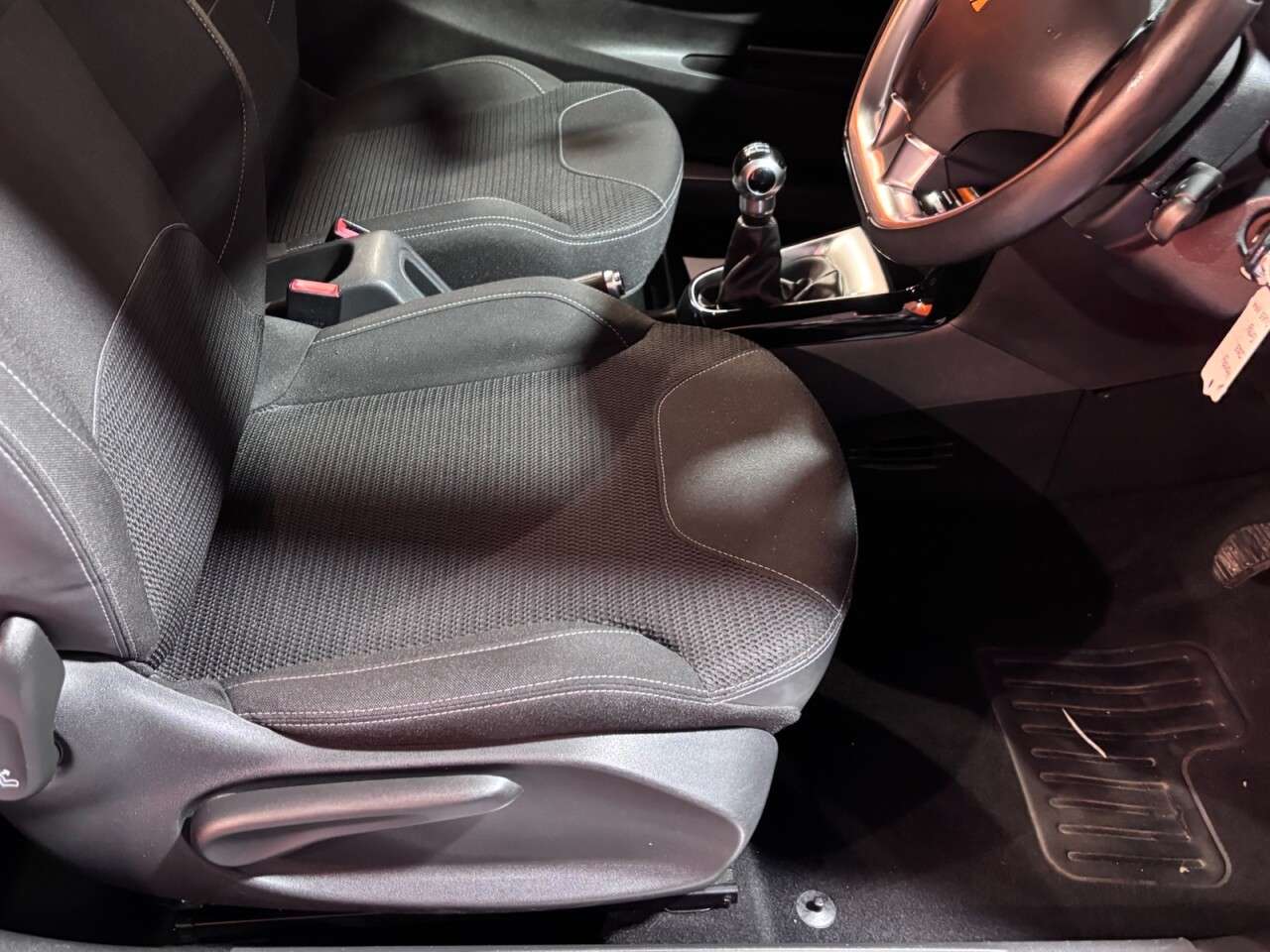 2015 DS AUTOMOBILES DS 3 2015 DS AUTOMOBILES DS 3