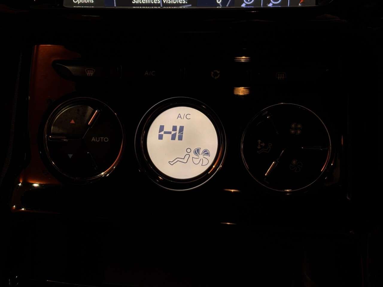 2015 DS AUTOMOBILES DS 3 2015 DS AUTOMOBILES DS 3