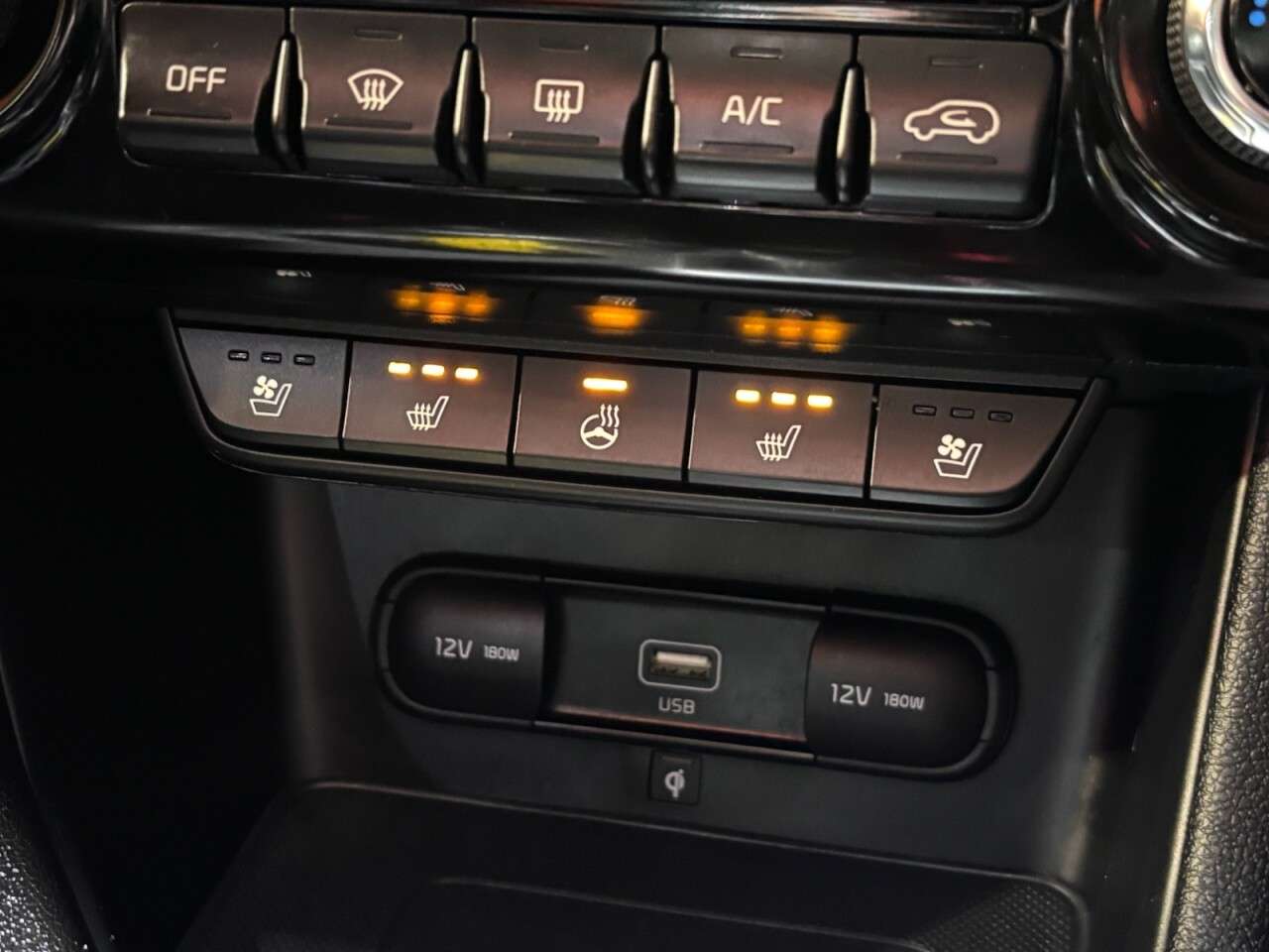 2021 KIA SPORTAGE 2021 KIA SPORTAGE