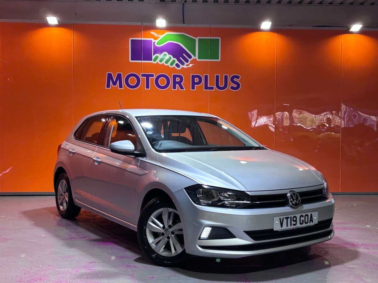 A 2019 VOLKSWAGEN POLO 1.0 EVO SE Hatchback 5dr Petrol Manual Euro 6 (s/s) (80 ps) Visit Over 400 A 2019 VOLKSWAGEN POLO 1.0 EVO SE Hatchback 5dr Petrol Manual Euro 6 (s/s) (80 ps) Visit Over 400
