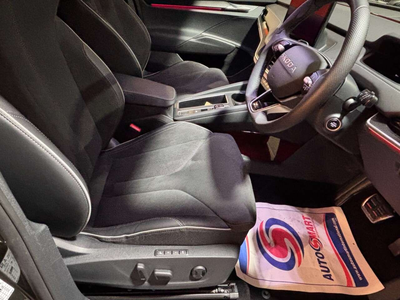 2025 SKODA ENYAQ 2025 SKODA ENYAQ