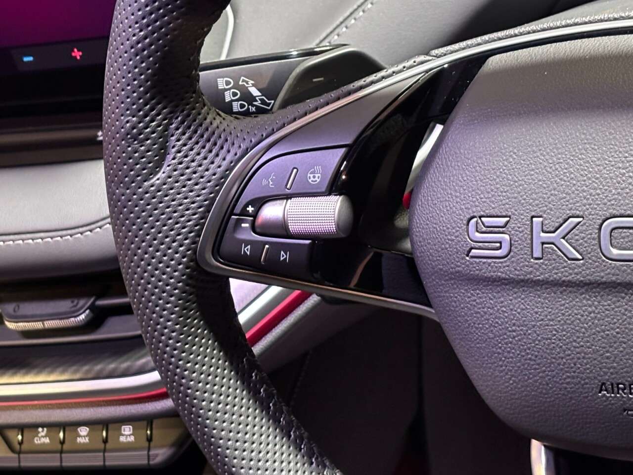 2025 SKODA ENYAQ 2025 SKODA ENYAQ