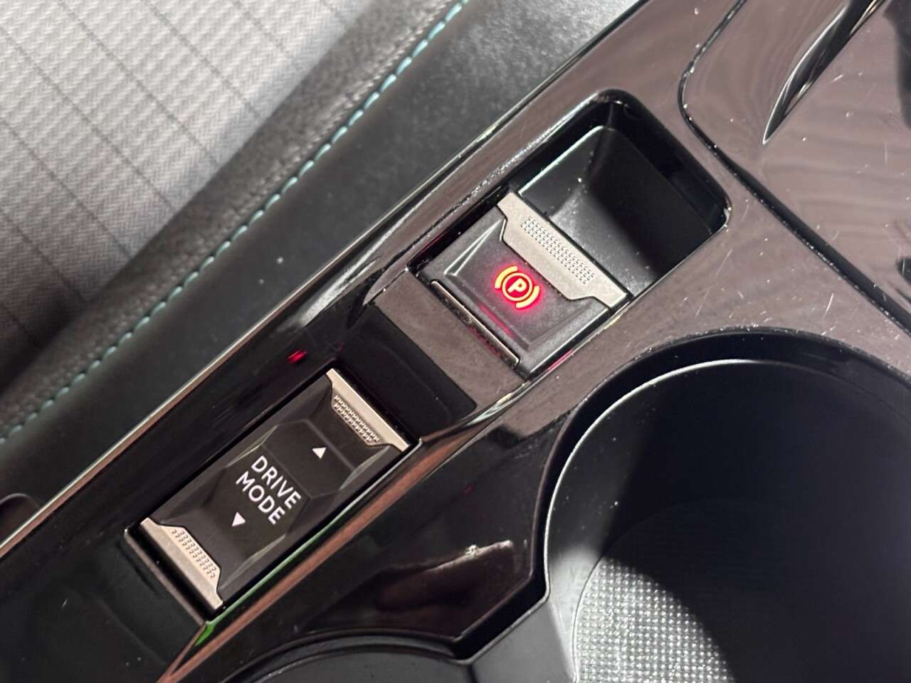 2022 PEUGEOT E-208 2022 PEUGEOT E-208