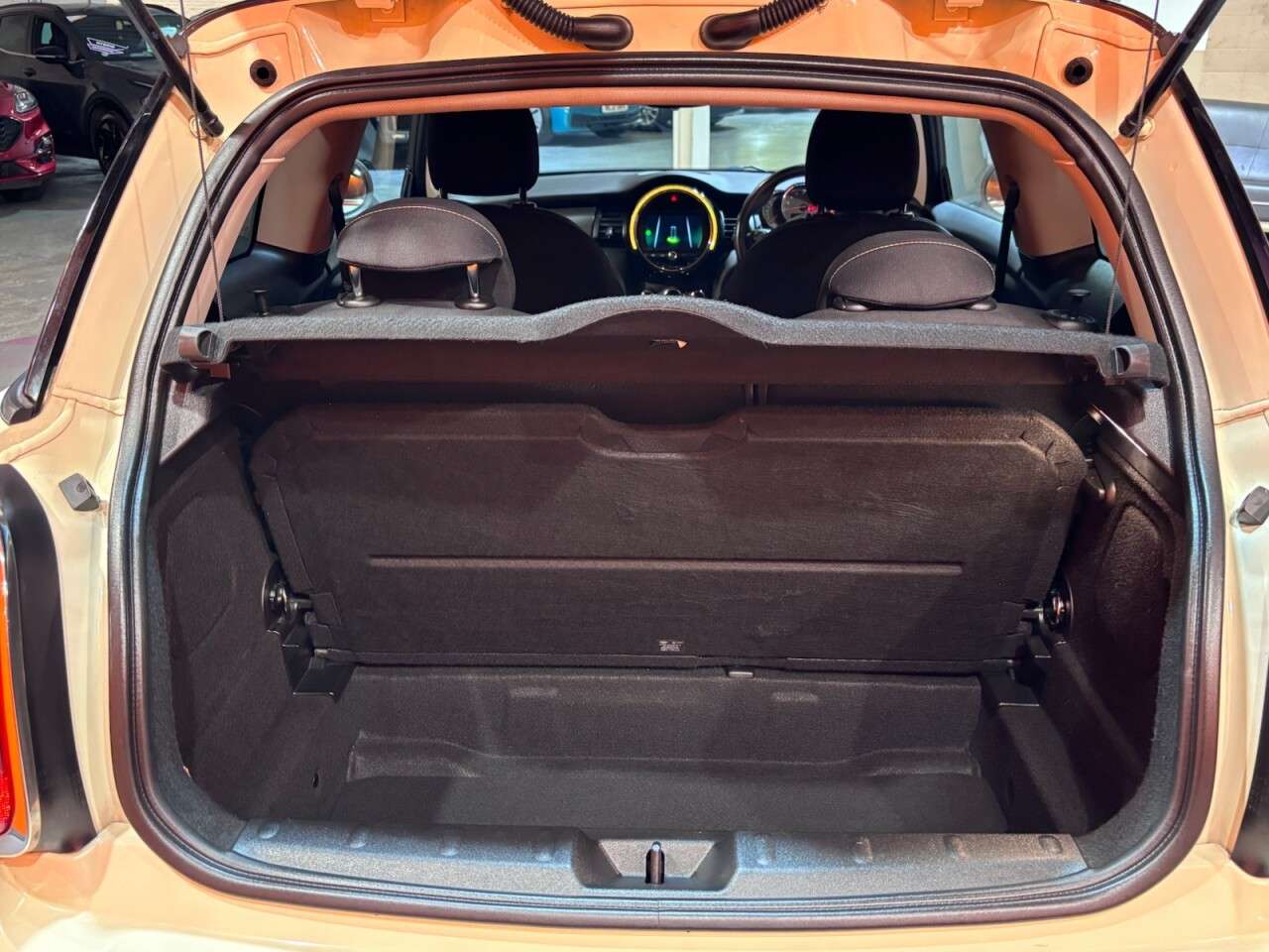2018 MINI HATCH 2018 MINI HATCH