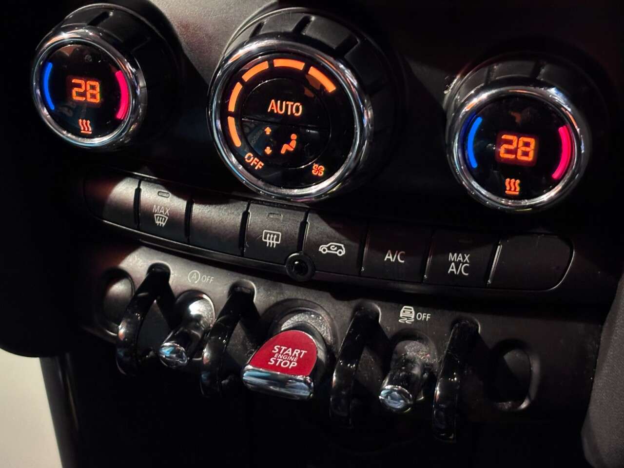 2018 MINI HATCH 2018 MINI HATCH