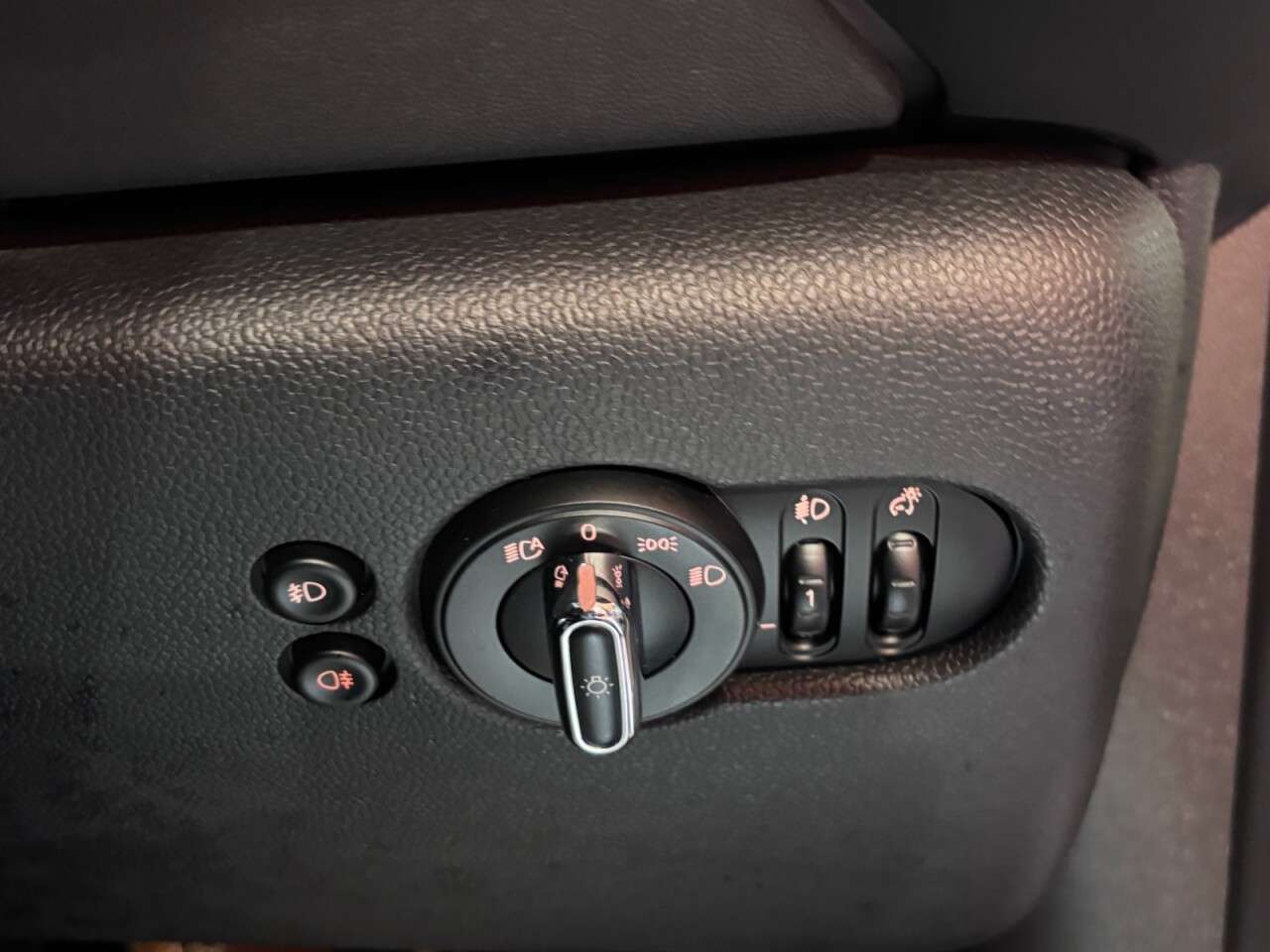 2018 MINI HATCH 2018 MINI HATCH