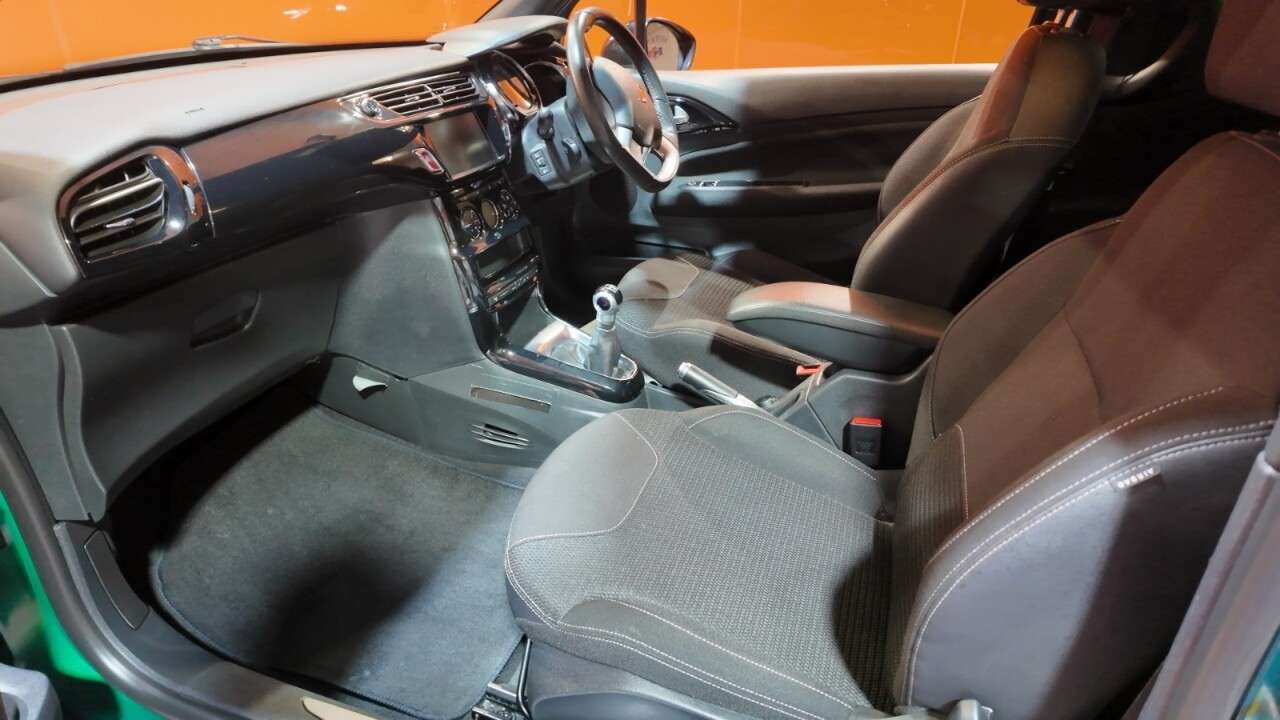 2018 DS AUTOMOBILES DS 3 2018 DS AUTOMOBILES DS 3