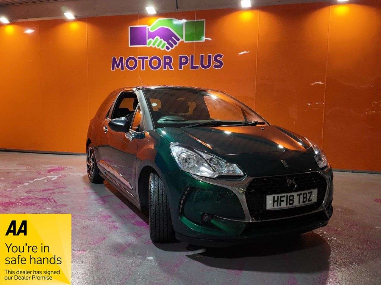 A 2018 DS AUTOMOBILES DS 3 1.2 PureTech Connected Chic Hatchback 3dr Petrol Manual Euro 6 (82 ps) Visi A 2018 DS AUTOMOBILES DS 3 1.2 PureTech Connected Chic Hatchback 3dr Petrol Manual Euro 6 (82 ps) Visi