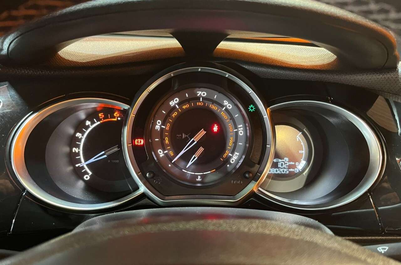 2017 DS AUTOMOBILES DS 3 2017 DS AUTOMOBILES DS 3