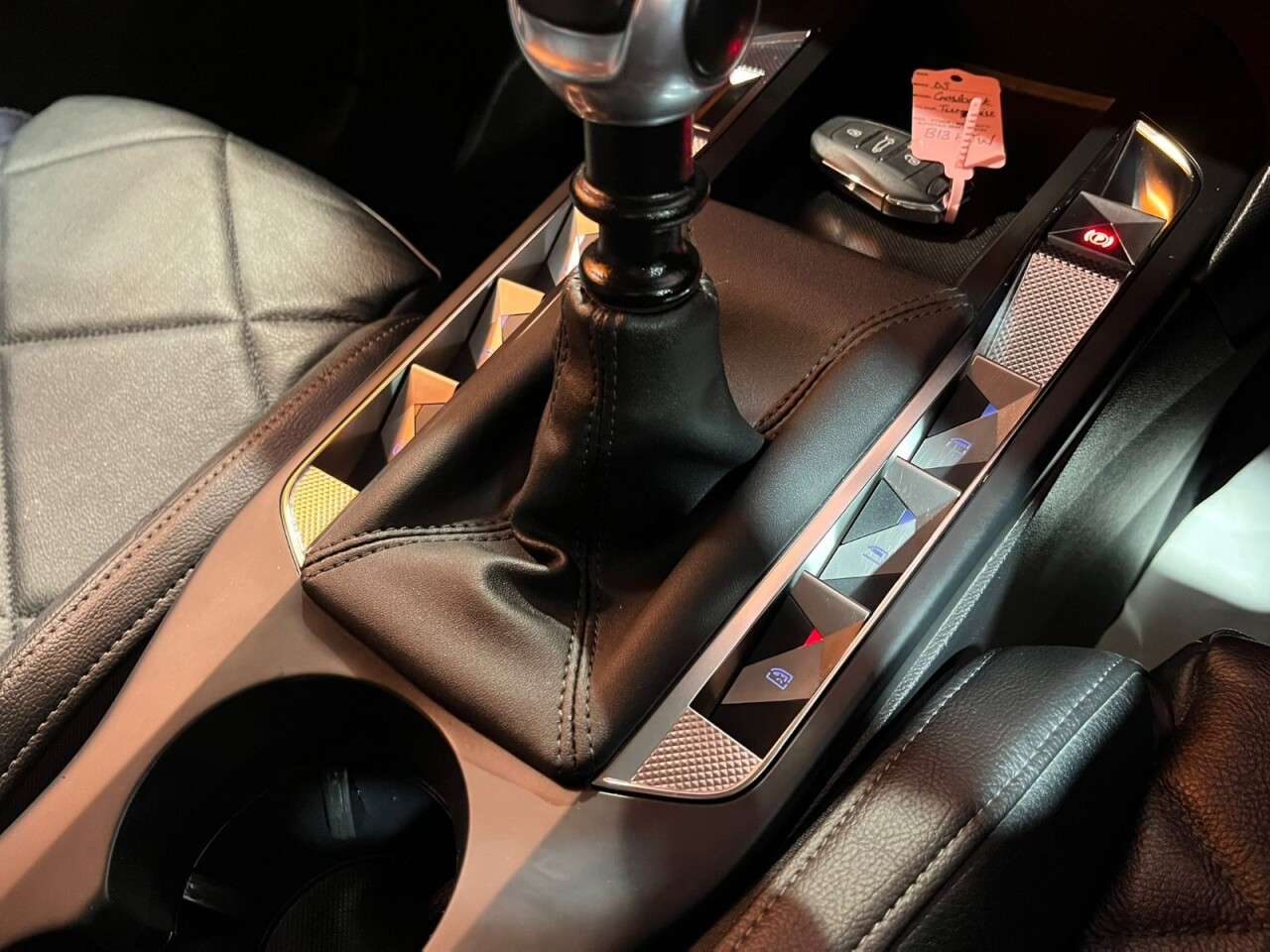 2020 DS AUTOMOBILES DS 3 CROSSBACK 2020 DS AUTOMOBILES DS 3 CROSSBACK