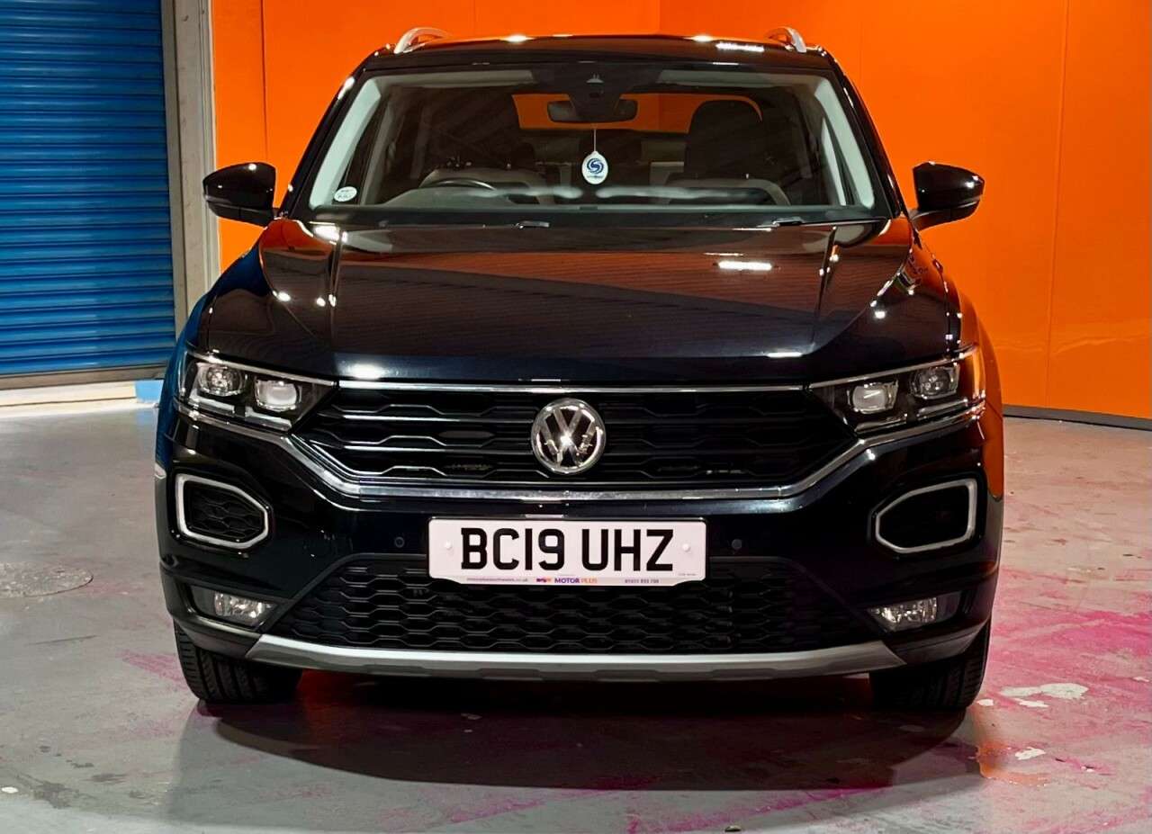 A 2019 VOLKSWAGEN T-ROC 1.5 TSI GPF EVO SEL SUV 5dr Petrol Manual Euro 6 (s/s) (150 ps) Visit Over A 2019 VOLKSWAGEN T-ROC 1.5 TSI GPF EVO SEL SUV 5dr Petrol Manual Euro 6 (s/s) (150 ps) Visit Over
