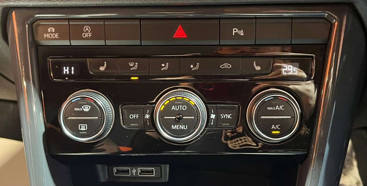 2019 VOLKSWAGEN T-ROC 2019 VOLKSWAGEN T-ROC