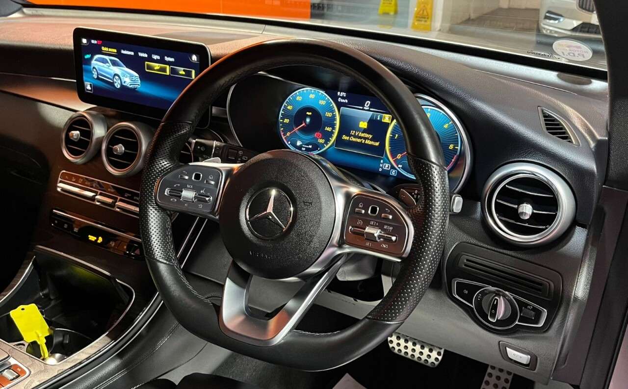2021 MERCEDES-BENZ GLC 2021 MERCEDES-BENZ GLC