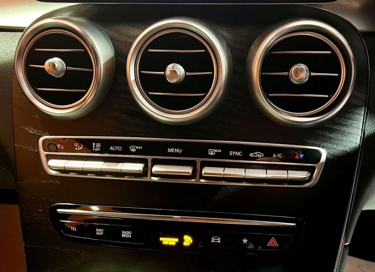 2021 MERCEDES-BENZ GLC 2021 MERCEDES-BENZ GLC