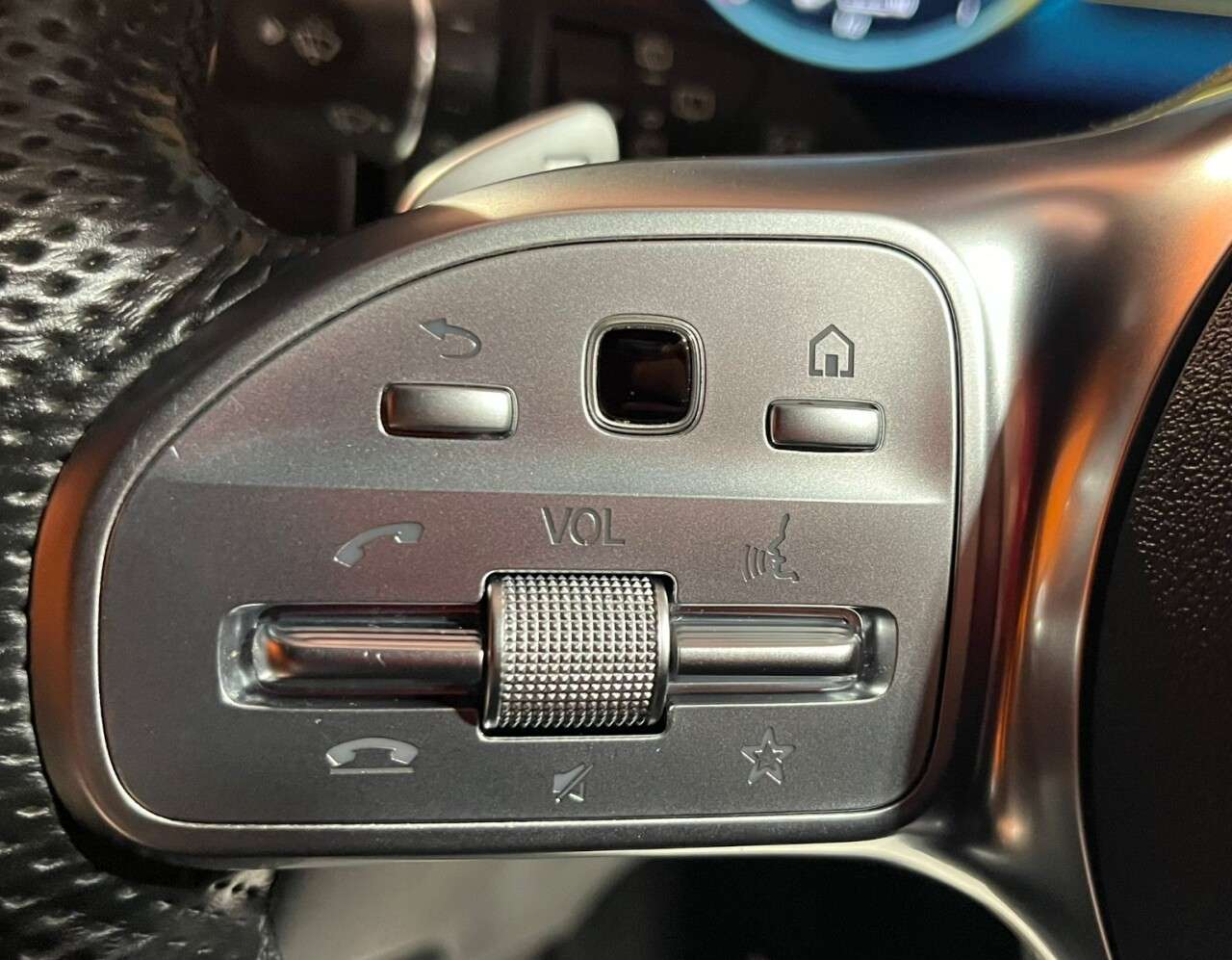 2021 MERCEDES-BENZ GLC 2021 MERCEDES-BENZ GLC