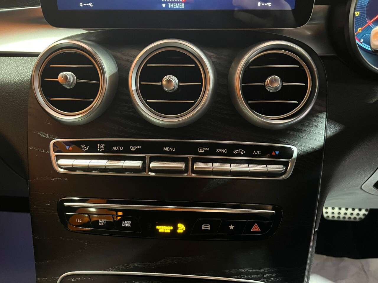 2021 MERCEDES-BENZ GLC 2021 MERCEDES-BENZ GLC