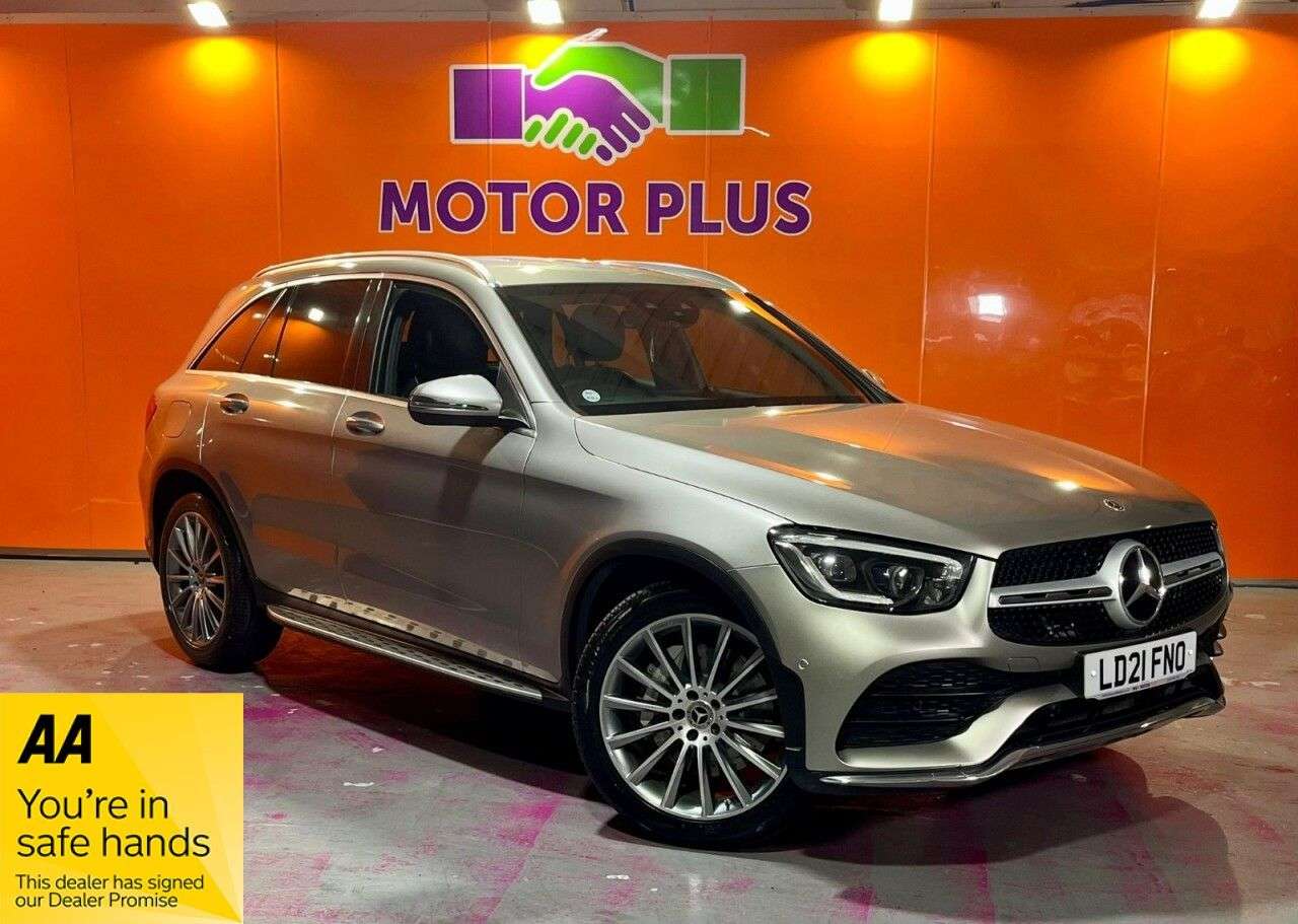 A 2021 MERCEDES-BENZ GLC 2.0 GLC300d AMG Line (Premium) SUV 5dr Diesel G-Tronic+ 4MATIC Euro 6 (s/s) A 2021 MERCEDES-BENZ GLC 2.0 GLC300d AMG Line (Premium) SUV 5dr Diesel G-Tronic+ 4MATIC Euro 6 (s/s)