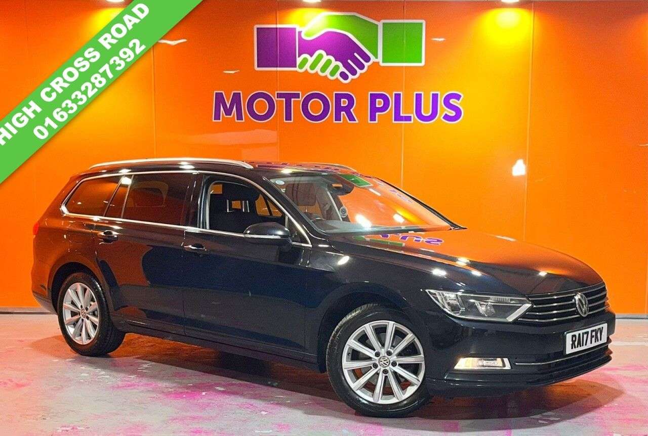 A 2017 VOLKSWAGEN PASSAT 1.6 TDI SE Business Estate 5dr Diesel Manual Euro 6 (s/s) (120 ps) Visit Ov A 2017 VOLKSWAGEN PASSAT 1.6 TDI SE Business Estate 5dr Diesel Manual Euro 6 (s/s) (120 ps) Visit Ov