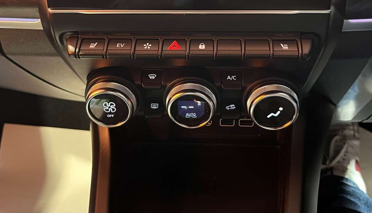 2024 RENAULT ARKANA 2024 RENAULT ARKANA