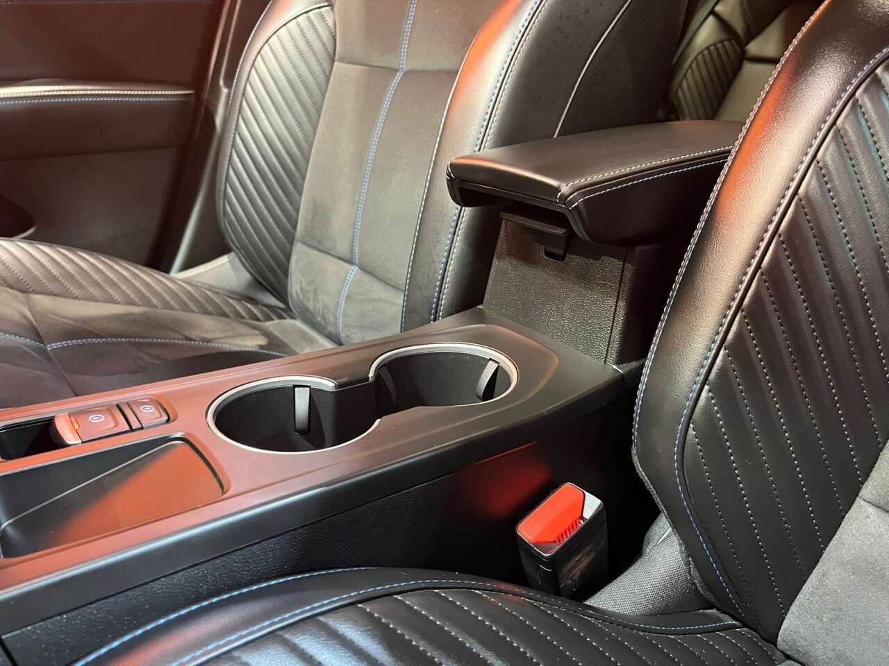 2024 RENAULT ARKANA 2024 RENAULT ARKANA