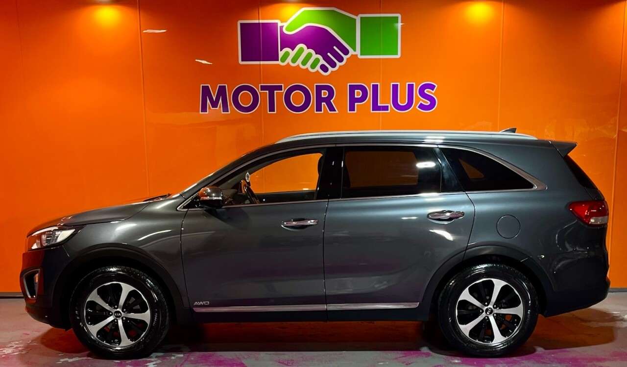 A 2015 KIA SORENTO 2.2 CRDi KX-2 SUV 5dr Diesel Manual AWD Euro 6 (s/s) (197 bhp) Visit Over 4 A 2015 KIA SORENTO 2.2 CRDi KX-2 SUV 5dr Diesel Manual AWD Euro 6 (s/s) (197 bhp) Visit Over 4