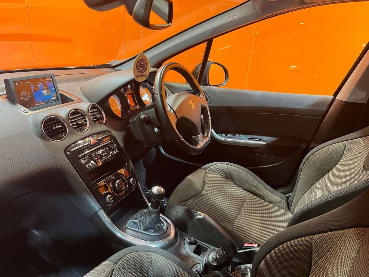 2013 PEUGEOT 308 2013 PEUGEOT 308