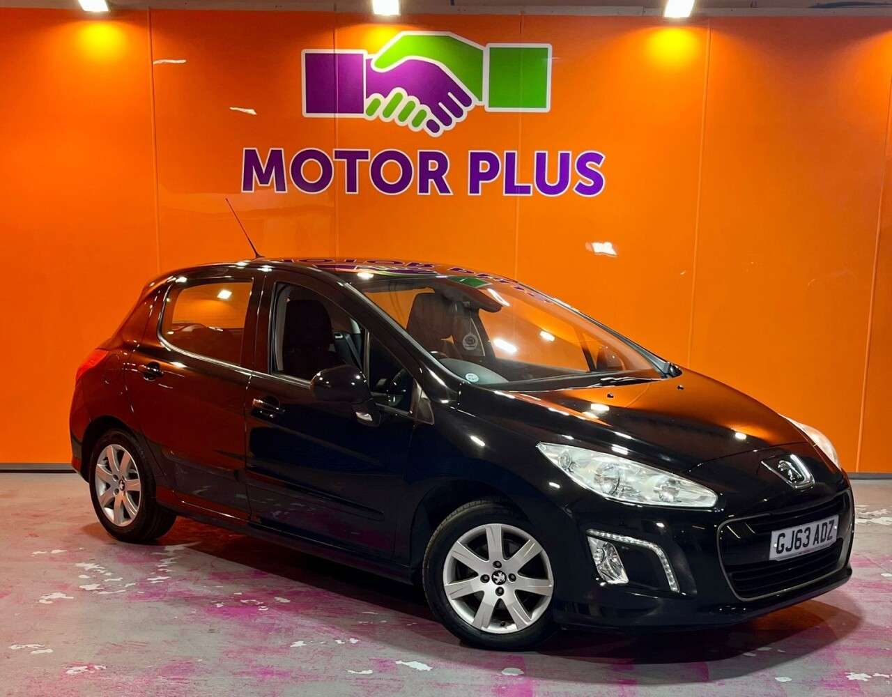 A 2013 PEUGEOT 308 1.6 HDi Active Hatchback 5dr Diesel Manual Euro 5 (92 ps) Visit Over 400 Ca A 2013 PEUGEOT 308 1.6 HDi Active Hatchback 5dr Diesel Manual Euro 5 (92 ps) Visit Over 400 Ca