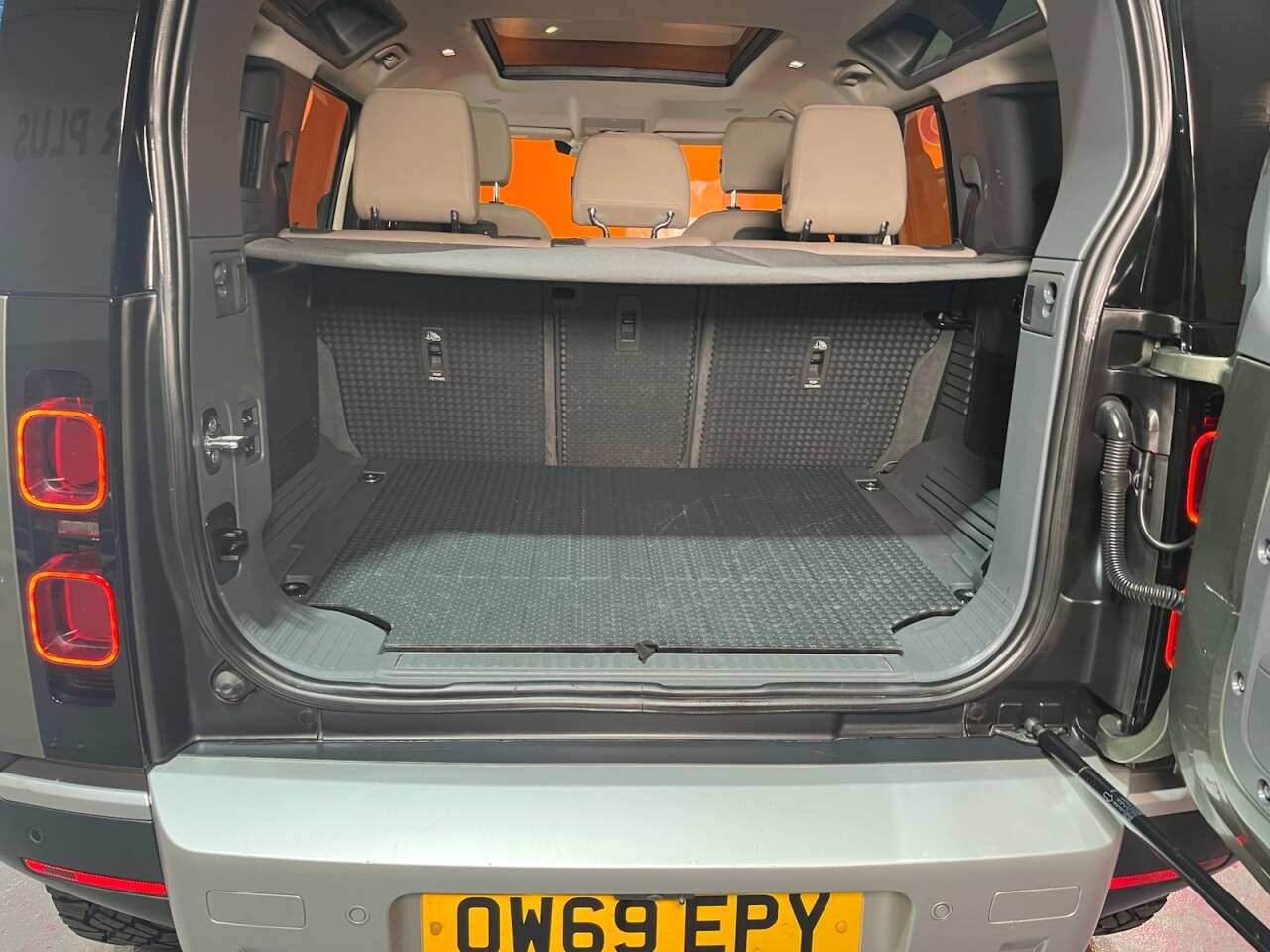 2020 LAND ROVER DEFENDER 2020 LAND ROVER DEFENDER