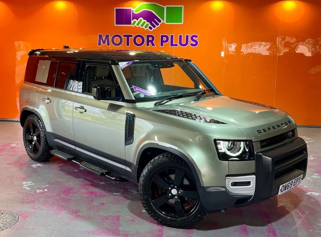 A 2020 LAND ROVER DEFENDER 2.0 SD4 First Edition SUV 5dr Diesel Auto 4WD Euro 6 (s/s) (240 ps) Visit O A 2020 LAND ROVER DEFENDER 2.0 SD4 First Edition SUV 5dr Diesel Auto 4WD Euro 6 (s/s) (240 ps) Visit O