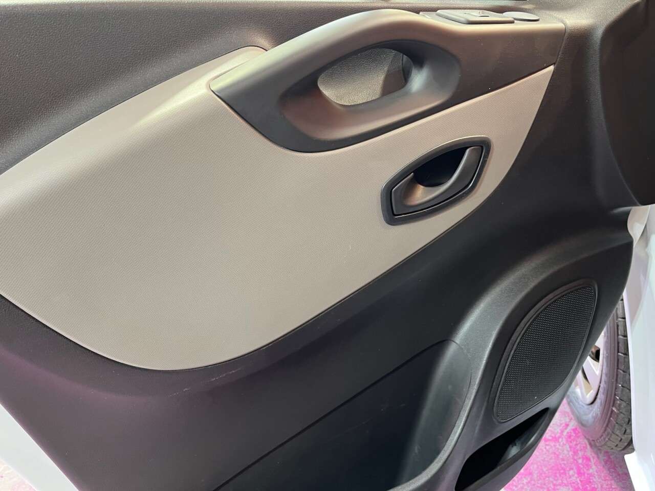 2017 RENAULT TRAFIC 2017 RENAULT TRAFIC