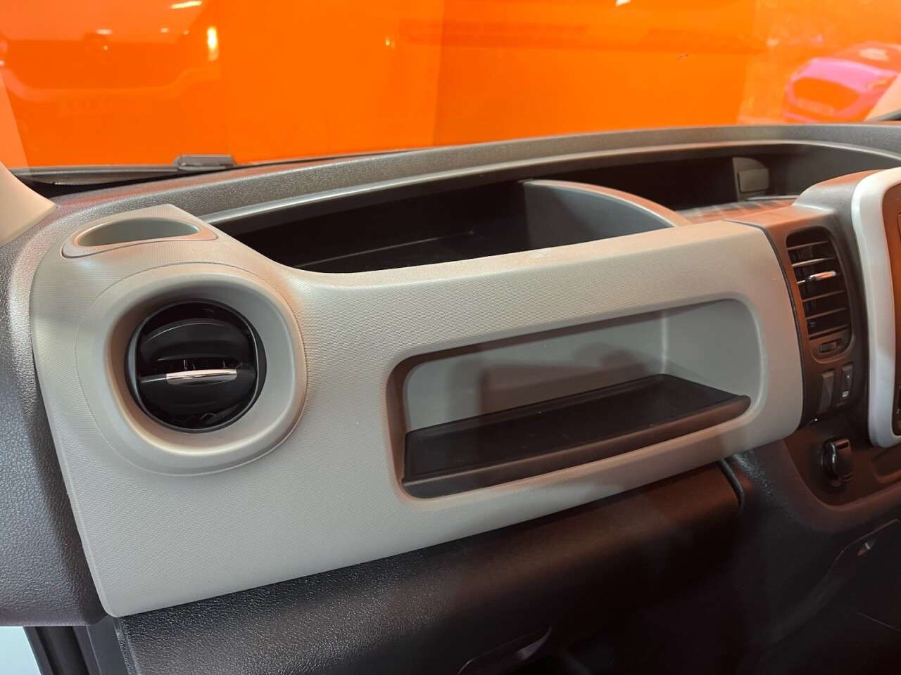 2017 RENAULT TRAFIC 2017 RENAULT TRAFIC