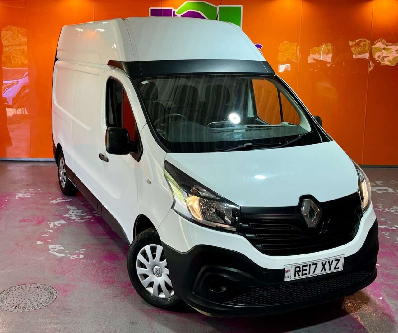 A 2017 RENAULT TRAFIC 1.6 dCi ENERGY 29 Business Panel Van 5dr Diesel Manual LWB High Roof Euro 6 A 2017 RENAULT TRAFIC 1.6 dCi ENERGY 29 Business Panel Van 5dr Diesel Manual LWB High Roof Euro 6