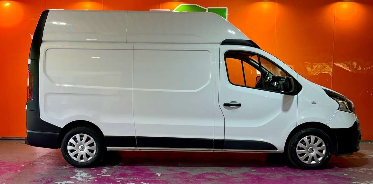 2017 RENAULT TRAFIC 2017 RENAULT TRAFIC