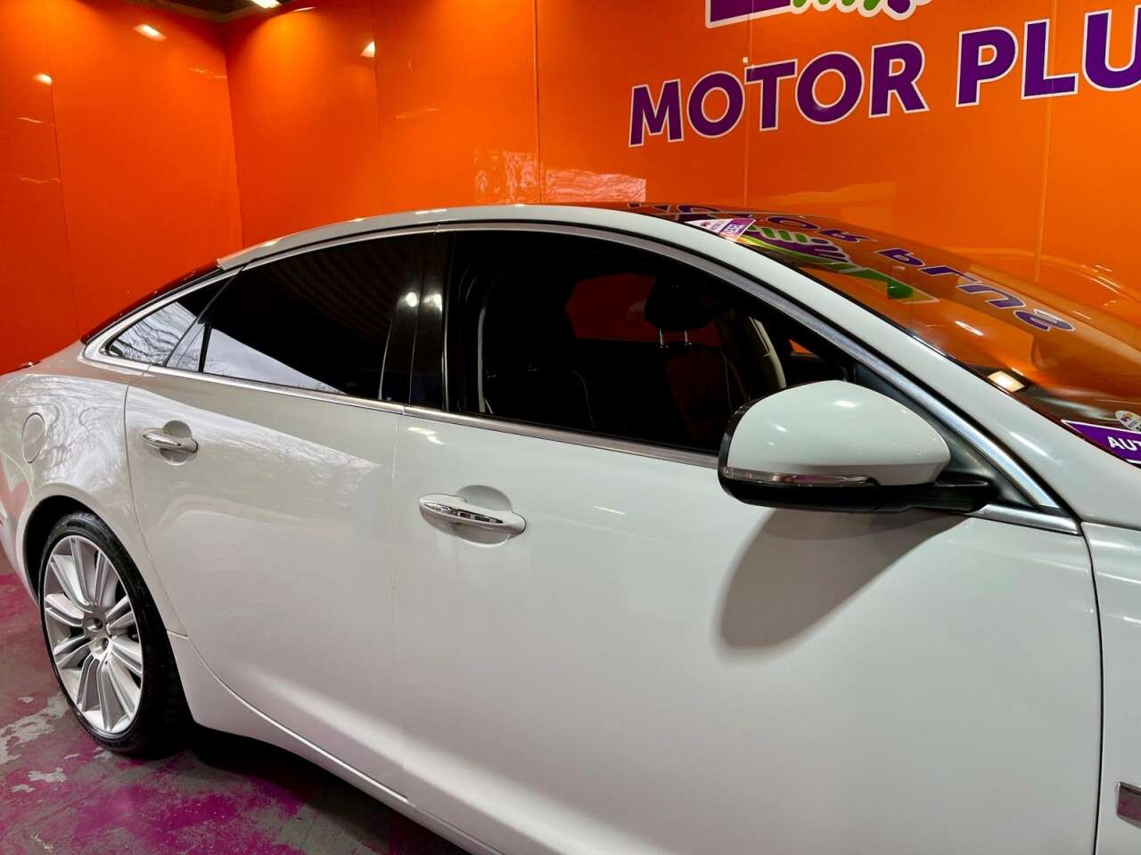 2011 JAGUAR XJ 2011 JAGUAR XJ