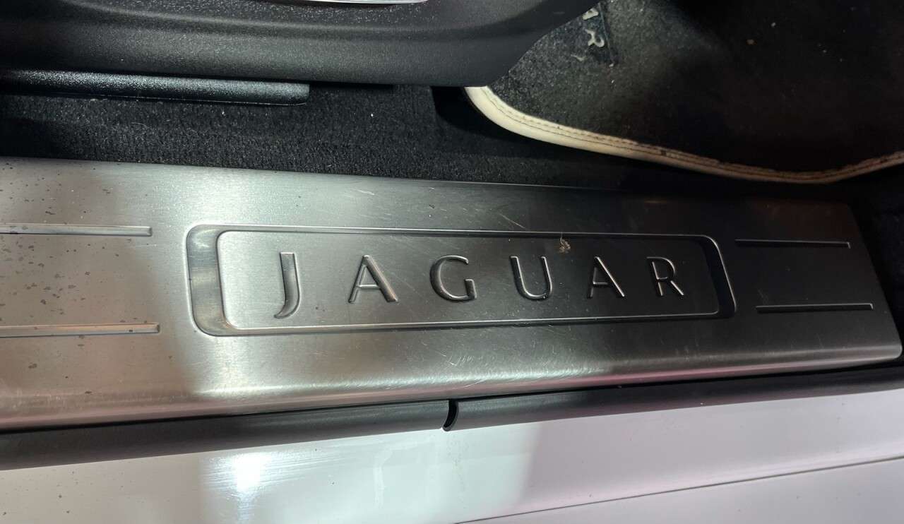 2011 JAGUAR XJ 2011 JAGUAR XJ