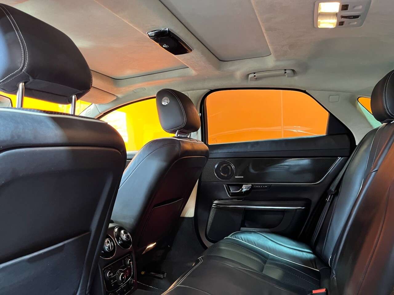 2011 JAGUAR XJ 2011 JAGUAR XJ