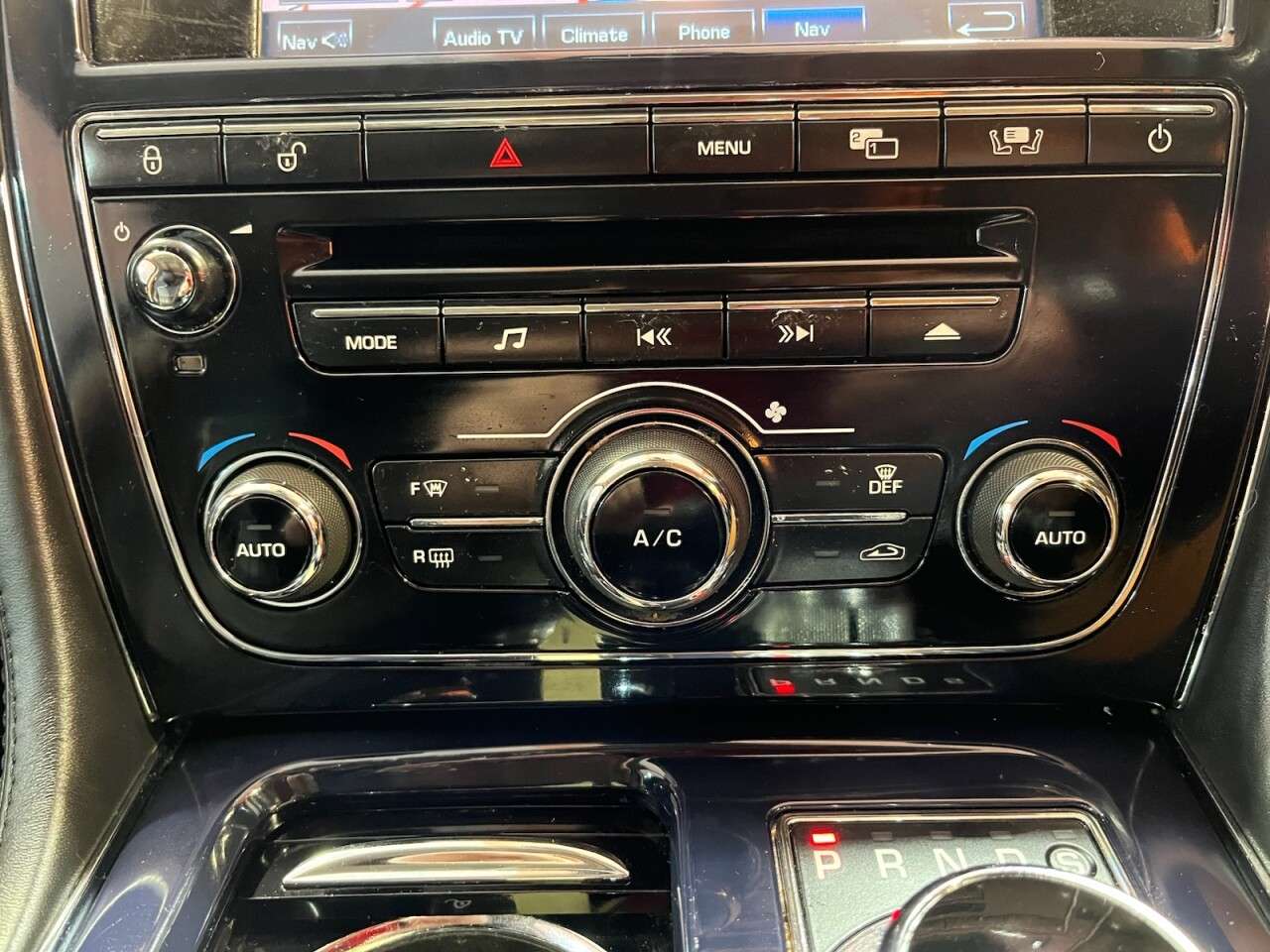 2011 JAGUAR XJ 2011 JAGUAR XJ