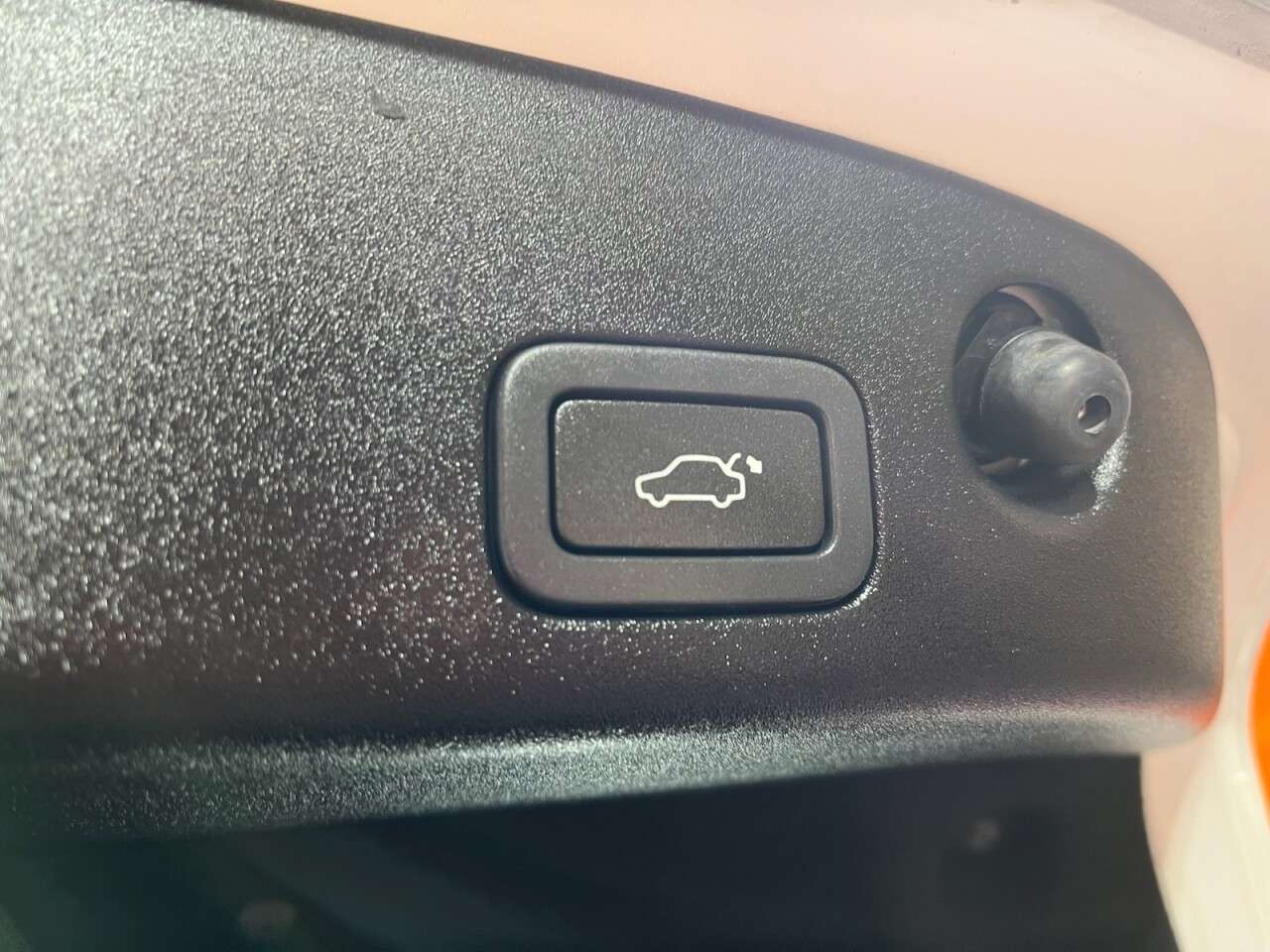 2011 JAGUAR XJ 2011 JAGUAR XJ