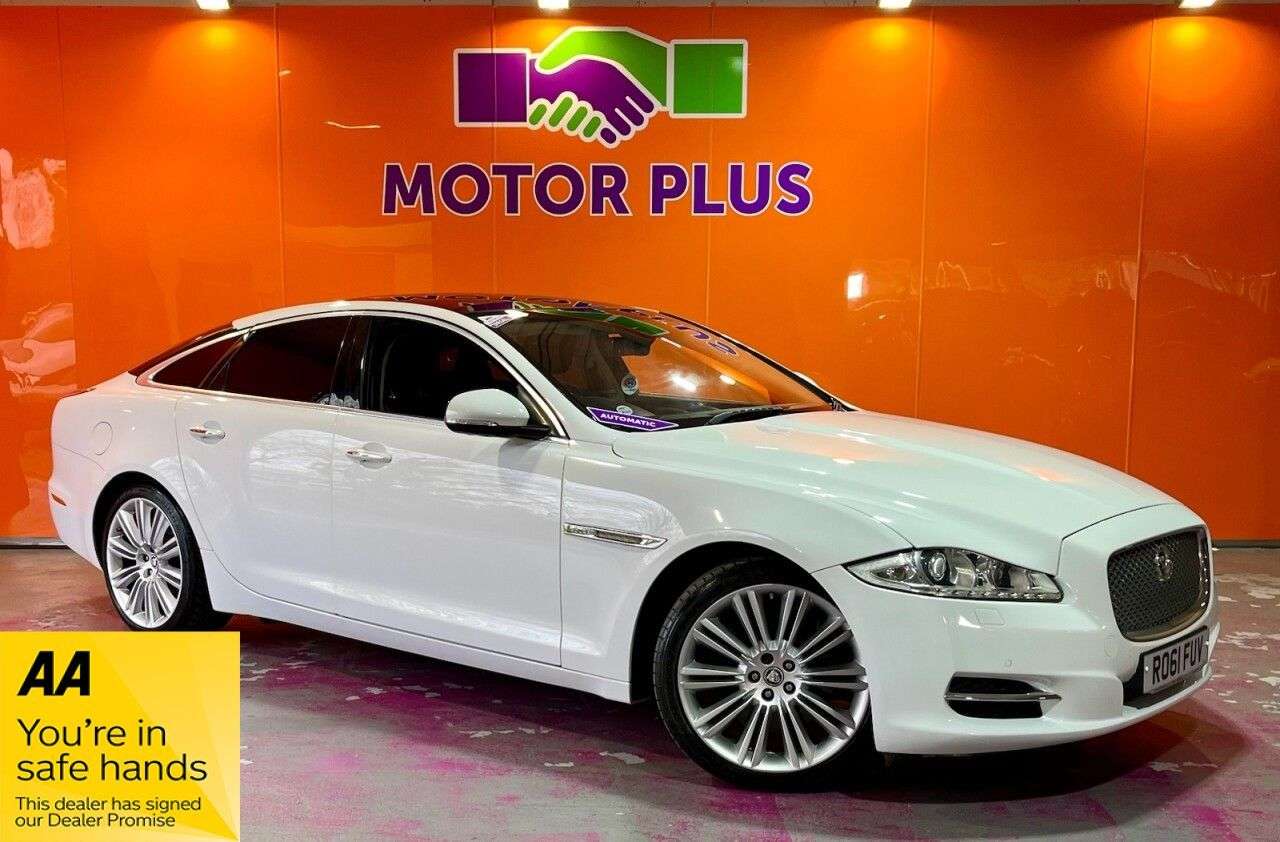 A 2011 JAGUAR XJ 3.0d V6 Portfolio Saloon 4dr Diesel Auto Euro 5 (275 ps) Visit Over 400 Car A 2011 JAGUAR XJ 3.0d V6 Portfolio Saloon 4dr Diesel Auto Euro 5 (275 ps) Visit Over 400 Car
