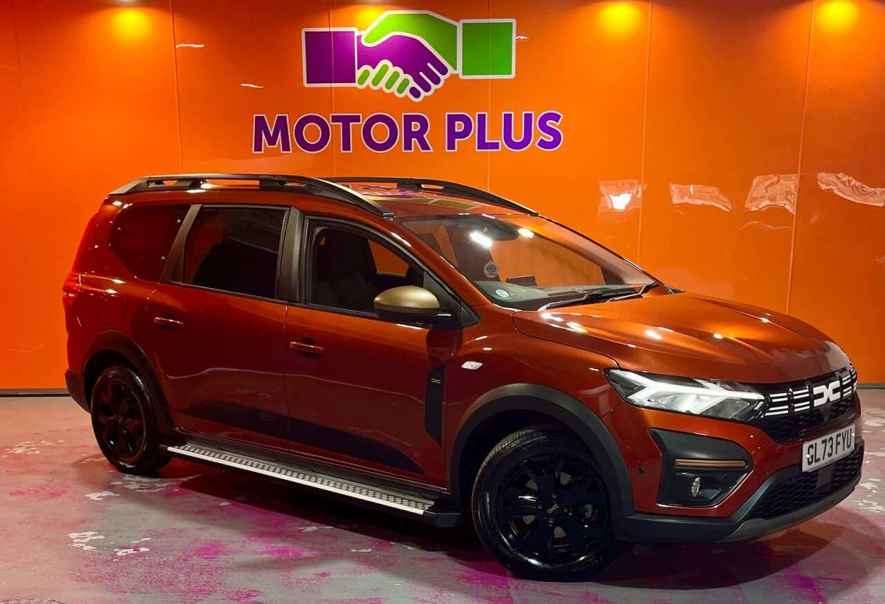 A 2023 DACIA JOGGER 1.6 Hybrid EXTREME MPV 5dr Petrol Hybrid Auto Euro 6 (s/s) (140 ps) Visit O A 2023 DACIA JOGGER 1.6 Hybrid EXTREME MPV 5dr Petrol Hybrid Auto Euro 6 (s/s) (140 ps) Visit O