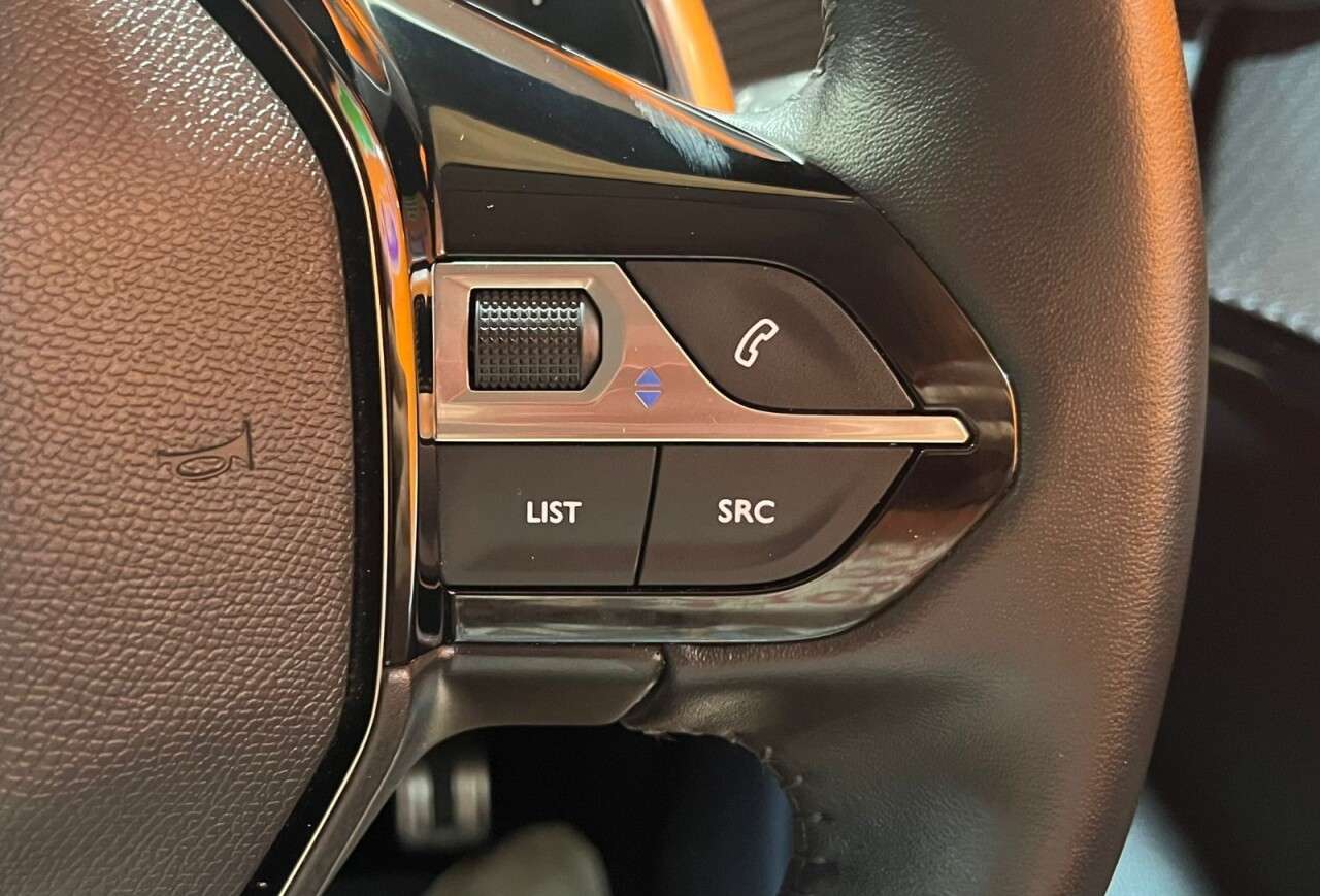 2023 PEUGEOT 208 2023 PEUGEOT 208