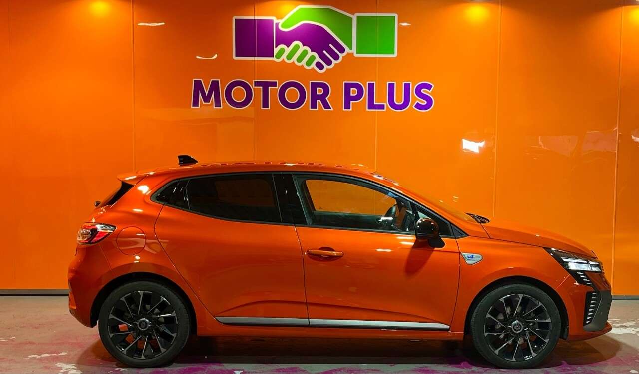 2025 RENAULT CLIO 2025 RENAULT CLIO