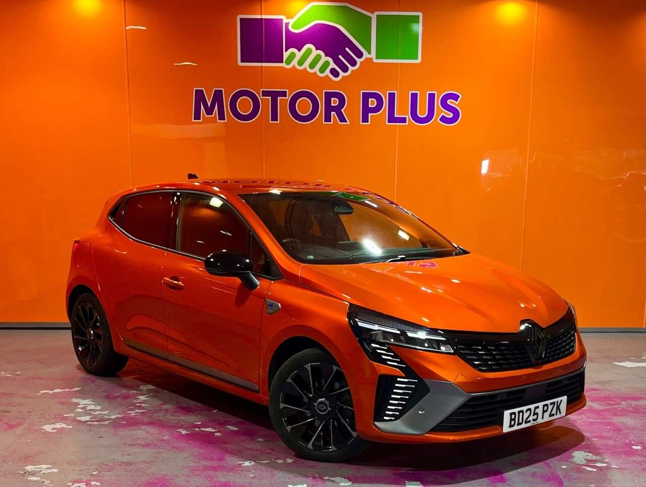 A 2025 RENAULT CLIO 1.6 E-TECH esprit Alpine Hatchback 5dr Petrol Hybrid Auto Euro 6 (s/s) (145 A 2025 RENAULT CLIO 1.6 E-TECH esprit Alpine Hatchback 5dr Petrol Hybrid Auto Euro 6 (s/s) (145