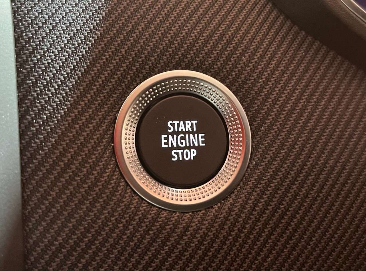 2025 RENAULT CLIO 2025 RENAULT CLIO